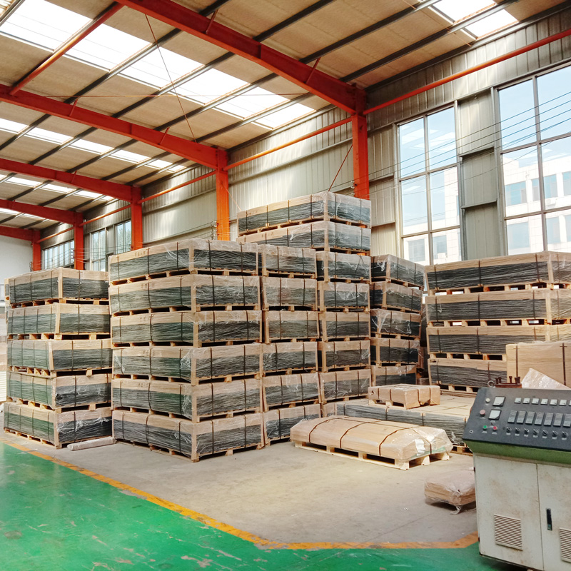 The problem of vehicle skidding and sinking is solved by anti-skid HDPE ground road mat on wet and soft road