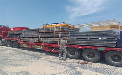 Delivering for heavy duty ground road mat