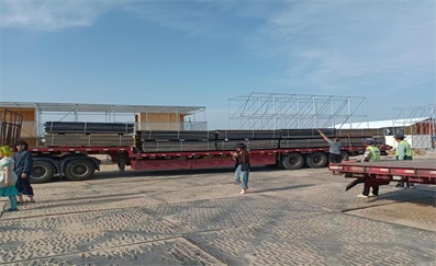 Delivering for heavy duty ground road mat