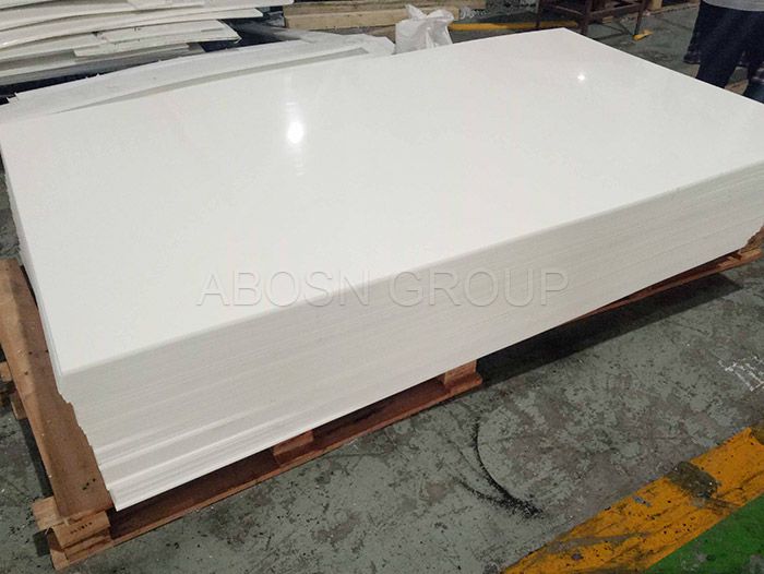 Smooth surface HDPE sheets