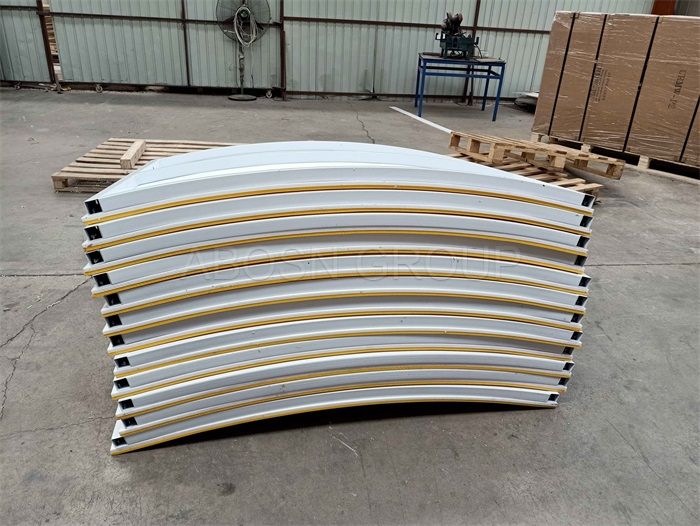 Professional Manufacturer ice plastic polyethylene rink barrier fence