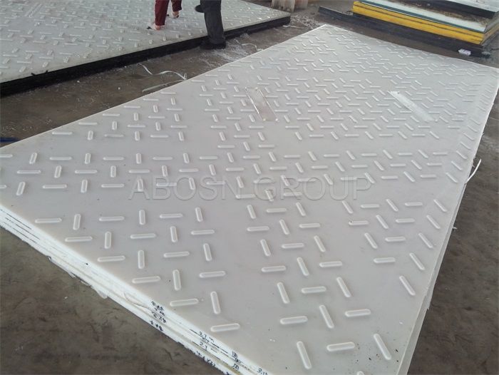 Temporary uhmw-pe ground protection mats