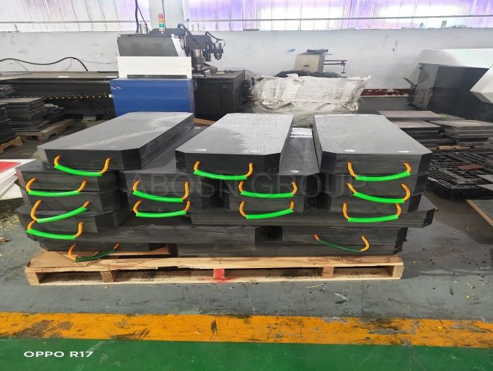 light weight portable composite HDPE moulded crane outrigger pads