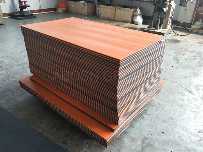 China Double Layered HDPE Plastic Sheet