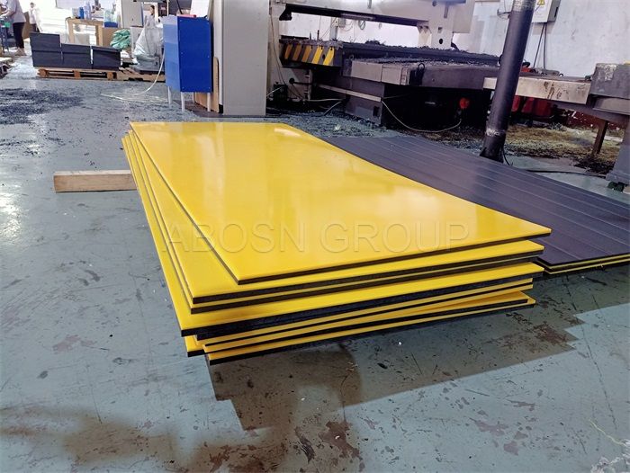 Double Color Bending UHMWPE Lining Board for Screw Conveyor UHMWPE Sheet